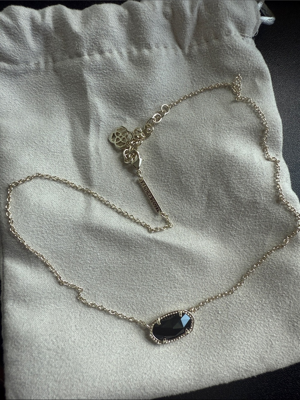 Kendra Scott Elisa Silver Pendant Necklace in Black Opaque Glass - Picture 5 of 6